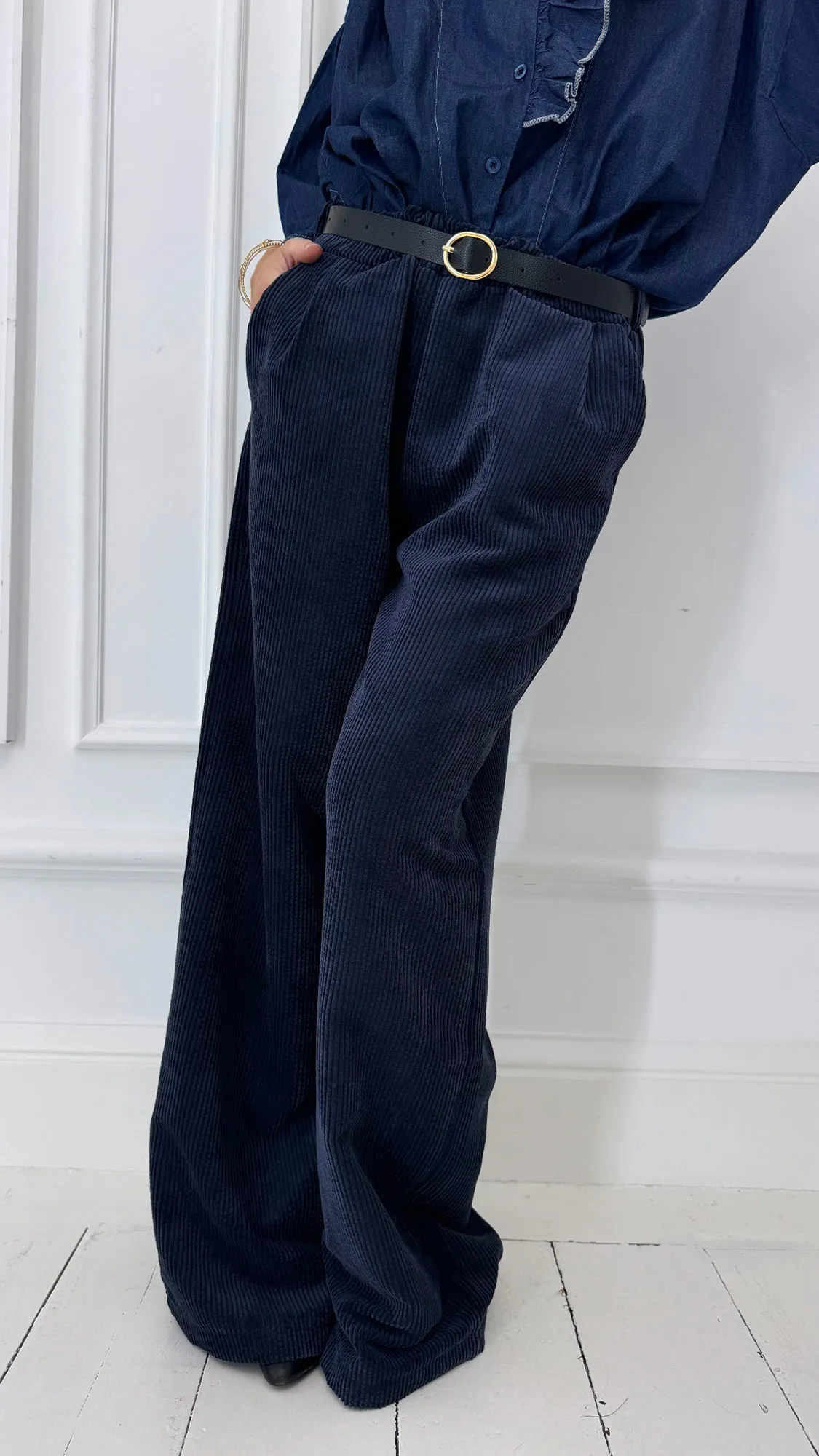 Pantalon bleu marine large velours côtelé